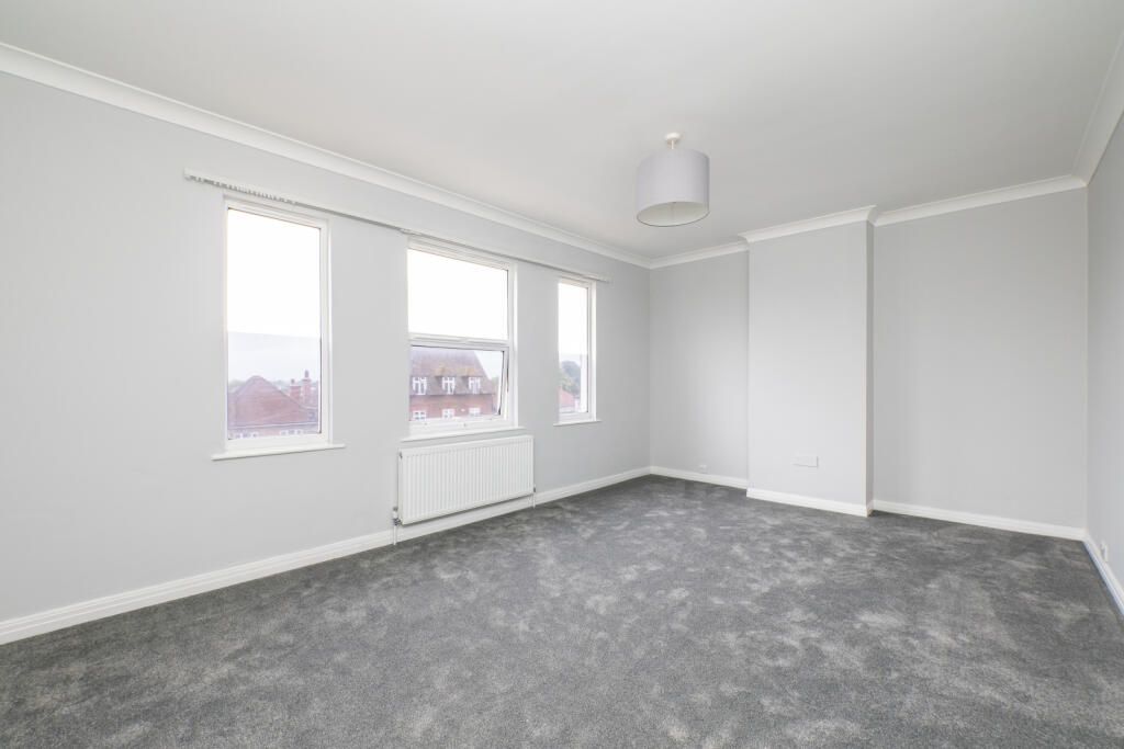 Property photo 3 of 6 Gallery