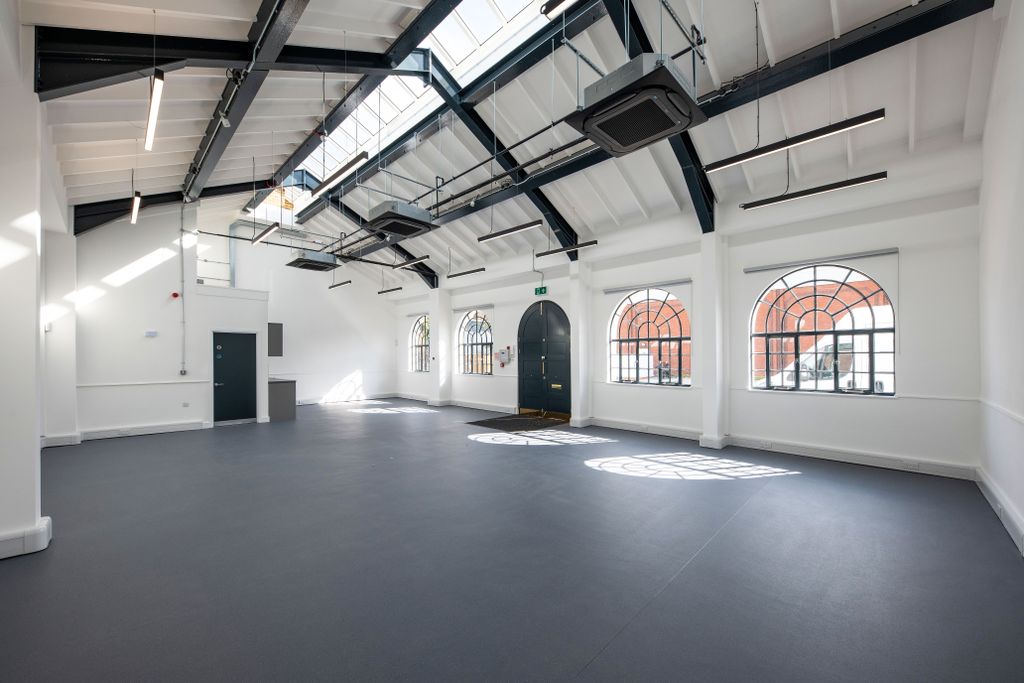 Property photo 3 of 5