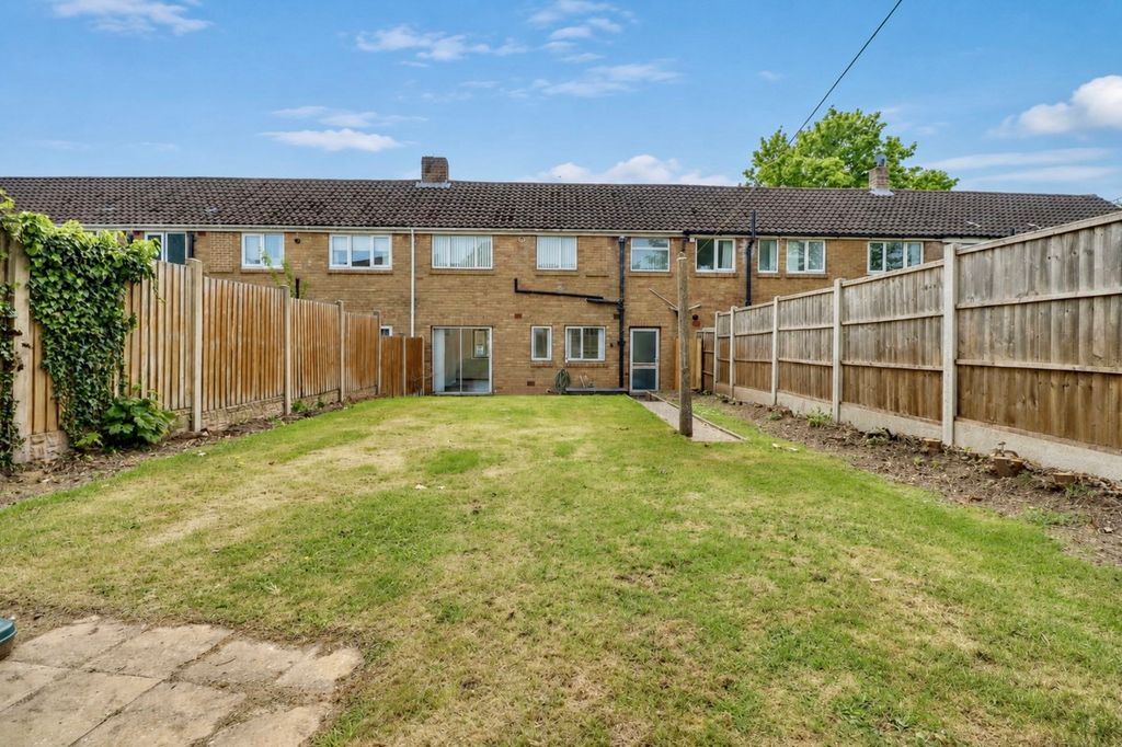 Property photo 2 of 18
