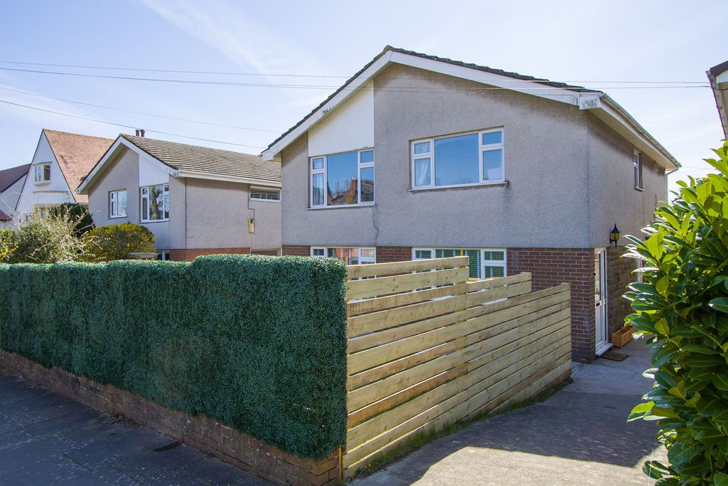 Property photo 1 of 15 Photo 17