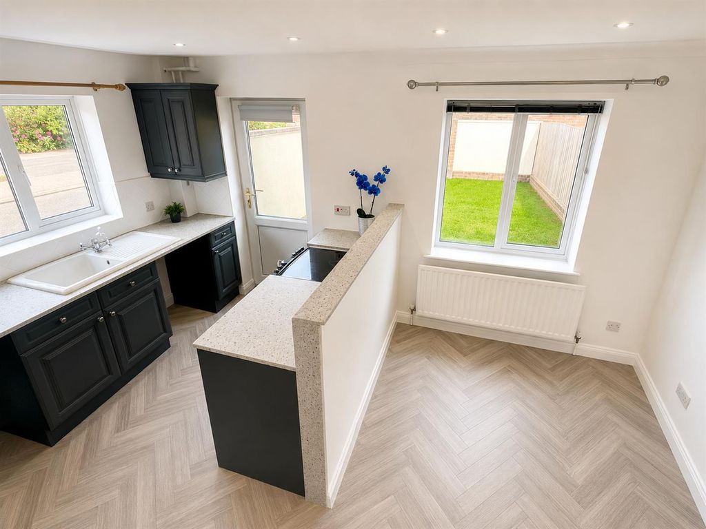 Property photo 3 of 10 65 Hoylake Kitchen New 1.Png