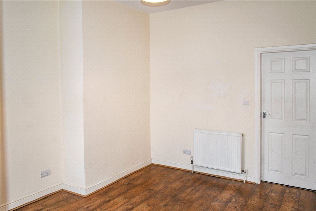 Property photo 3 of 7 Dining Room