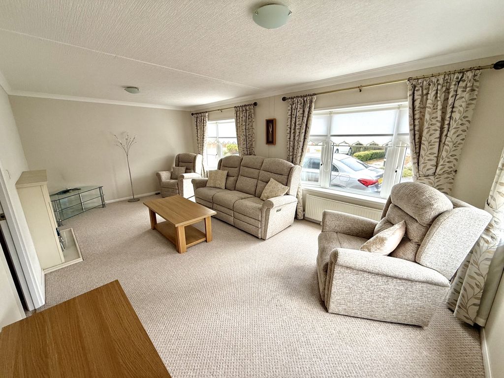 Property photo 2 of 12 Img_1975