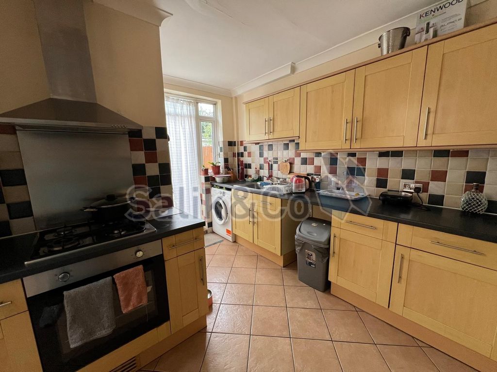 Property photo 3 of 13 Image 3