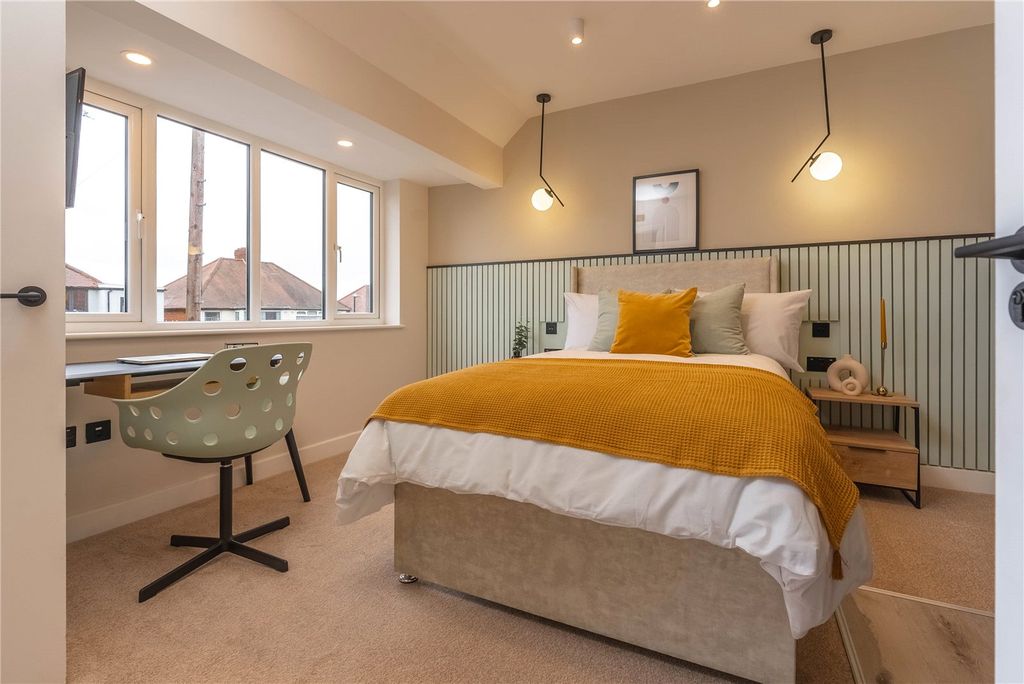 Property photo 2 of 19 Picture No. 01