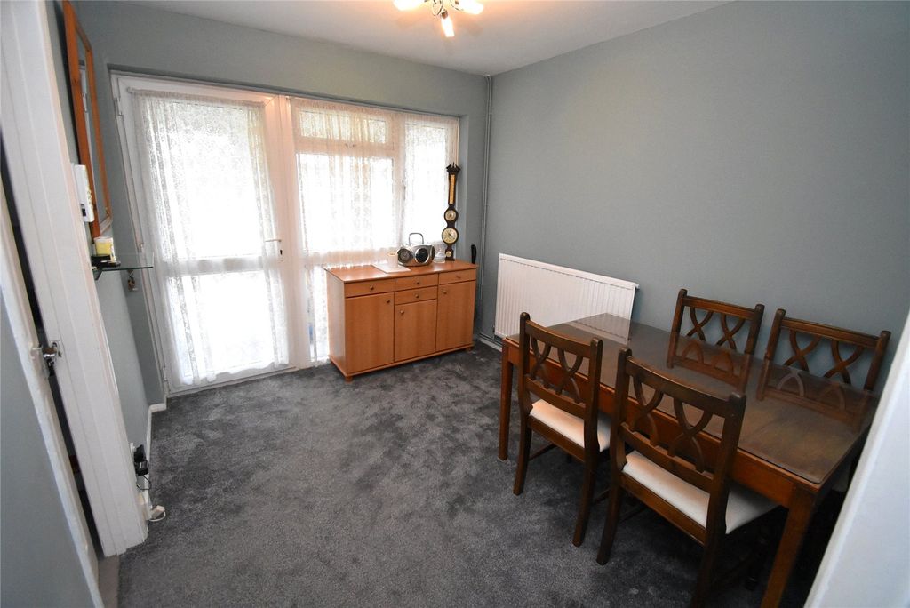 Property photo 3 of 14 Picture No. 02