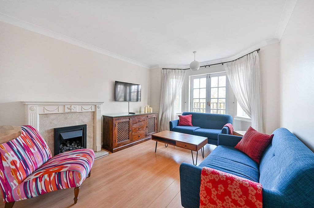 Property photo 3 of 7