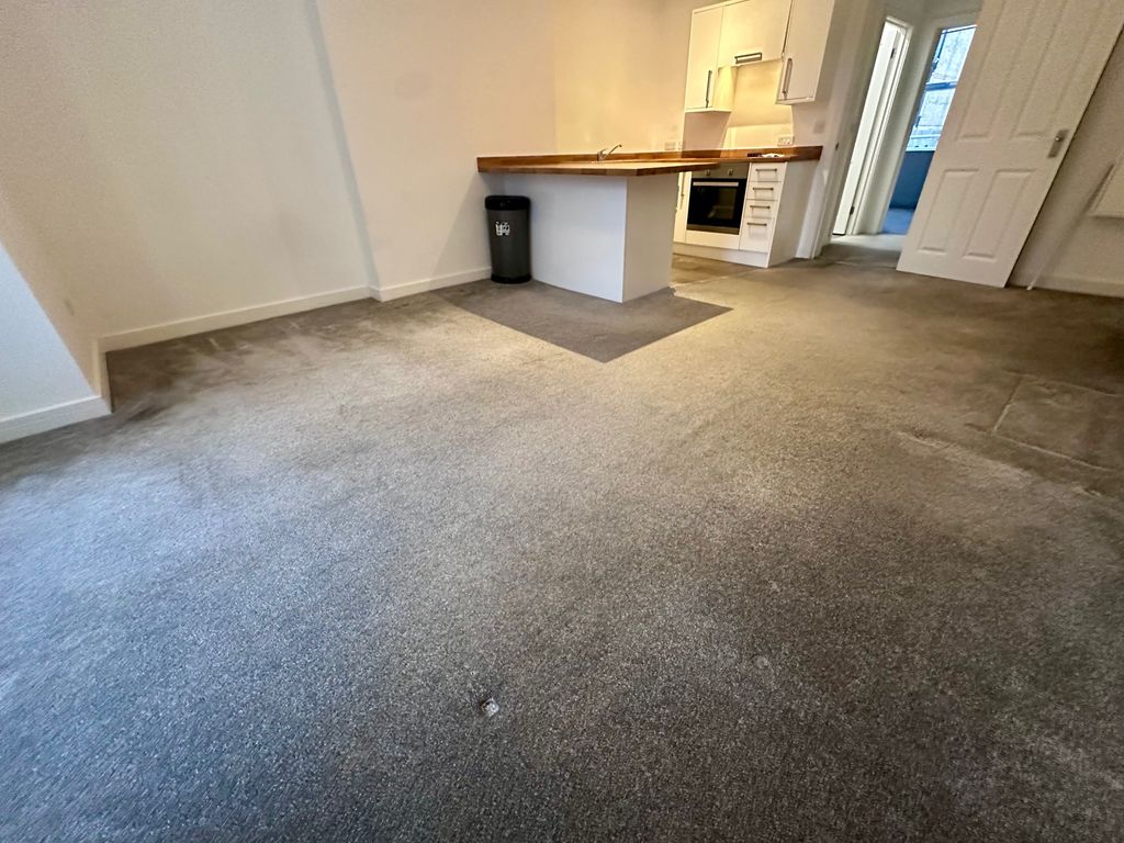 Property photo 3 of 13 Image