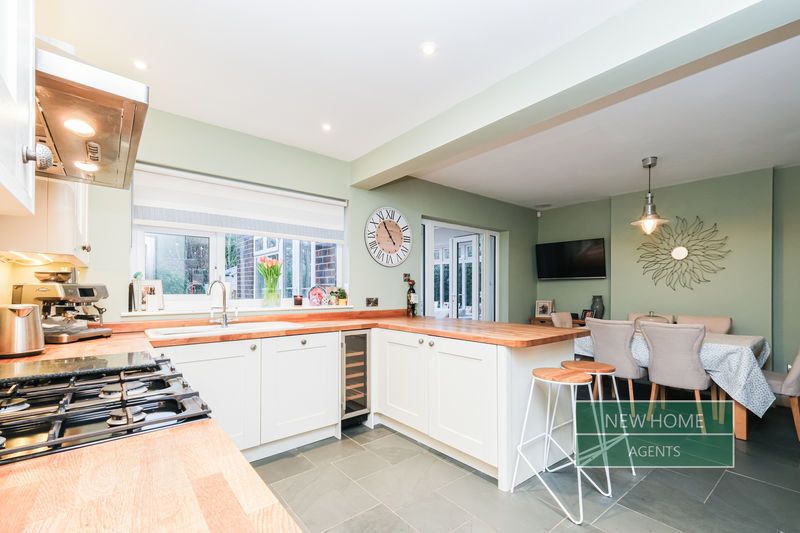 Property photo 2 of 18 Photo 13