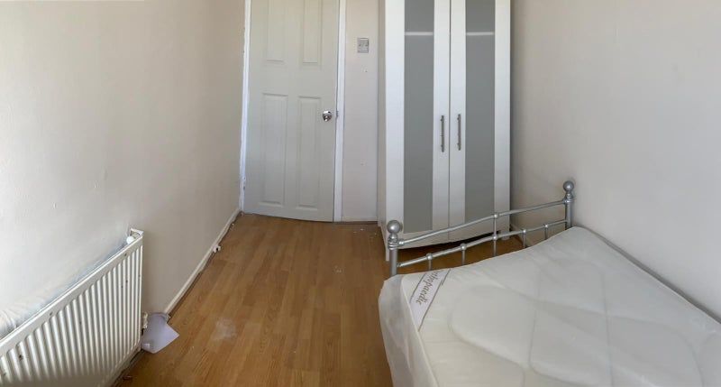 Property photo 2 of 3