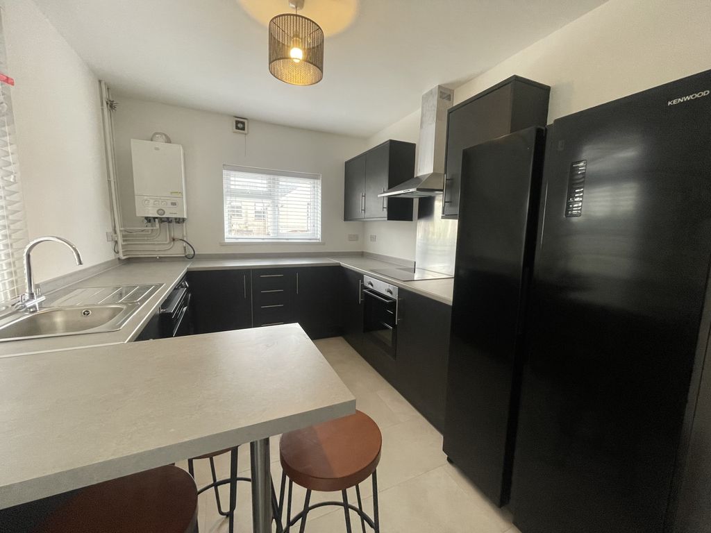 Property photo 3 of 12 Img_8306