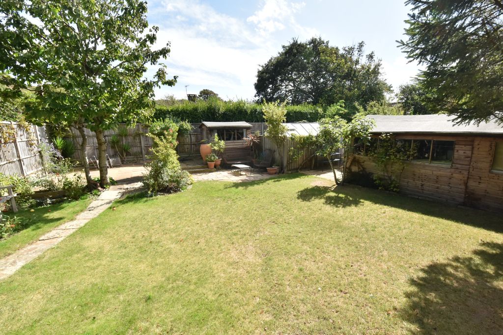 Property photo 2 of 22
