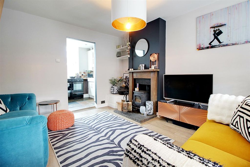 Property photo 2 of 19 Img_3579-Img_3581.Jpg