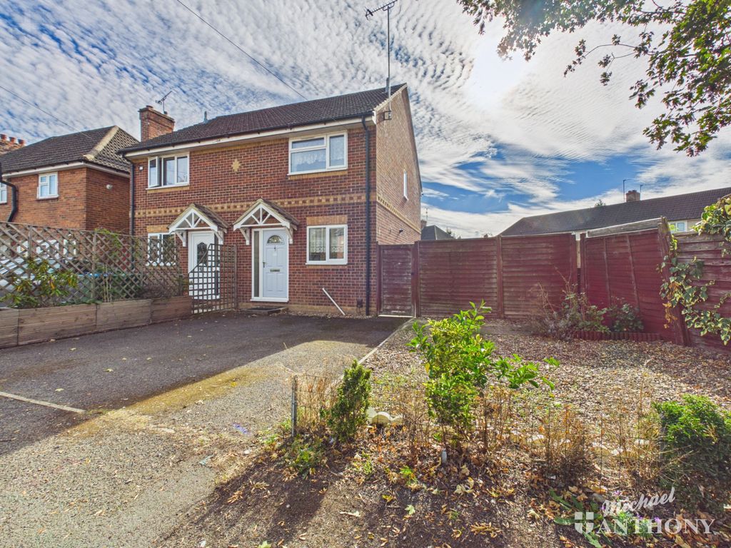 Property photo 1 of 12 Cam03852G0-Pr0811-Still007