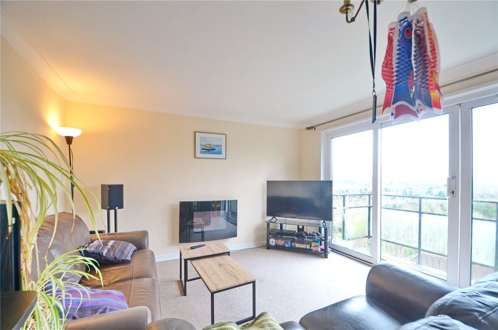 Property photo 3 of 10 Picture No. 05