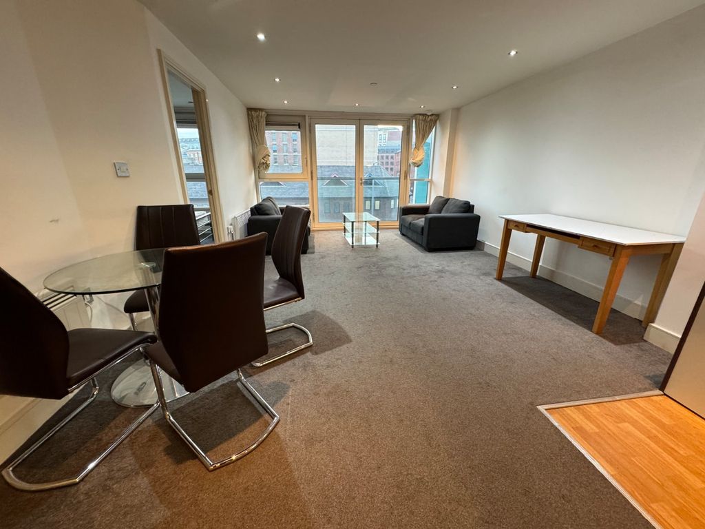 Property photo 2 of 11 Picture No. 14