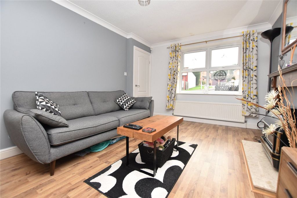 Property photo 3 of 15 Picture No. 08