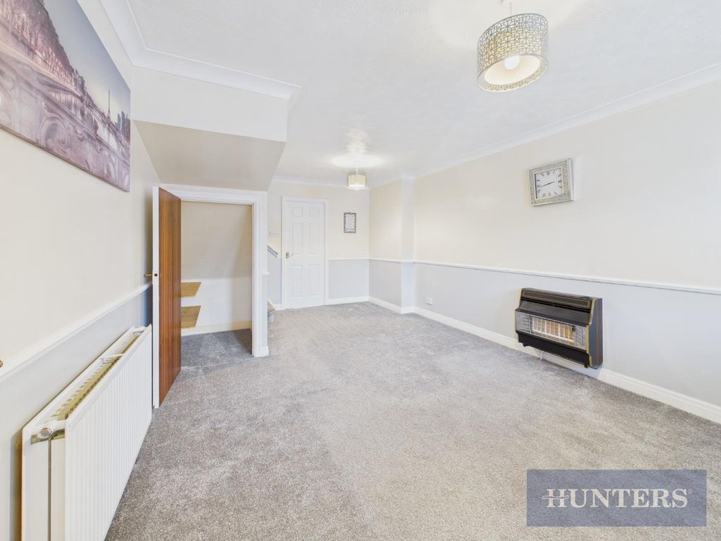 Property photo 2 of 16 Cam05316G0-Pr0265-Still001.Jpg