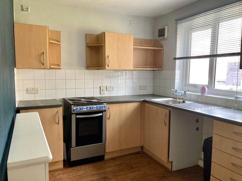 Property photo 3 of 5 Picture No. 02