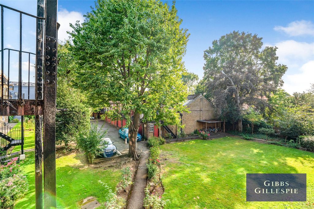 Property photo 2 of 10 Picture No. 03