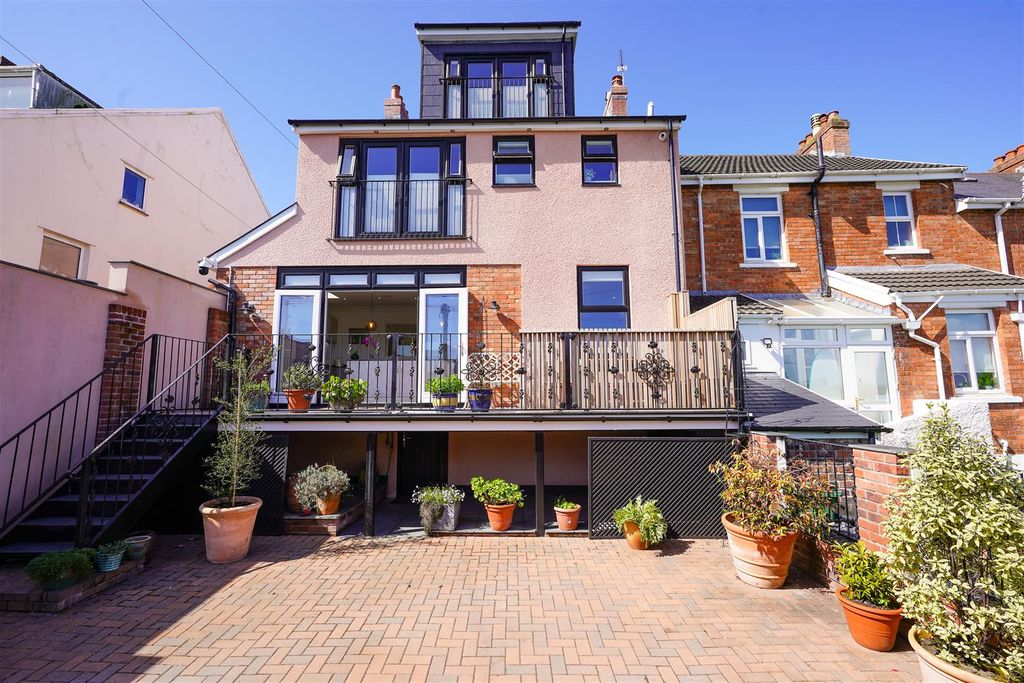 Property photo 3 of 70 Dsc00752.Jpg