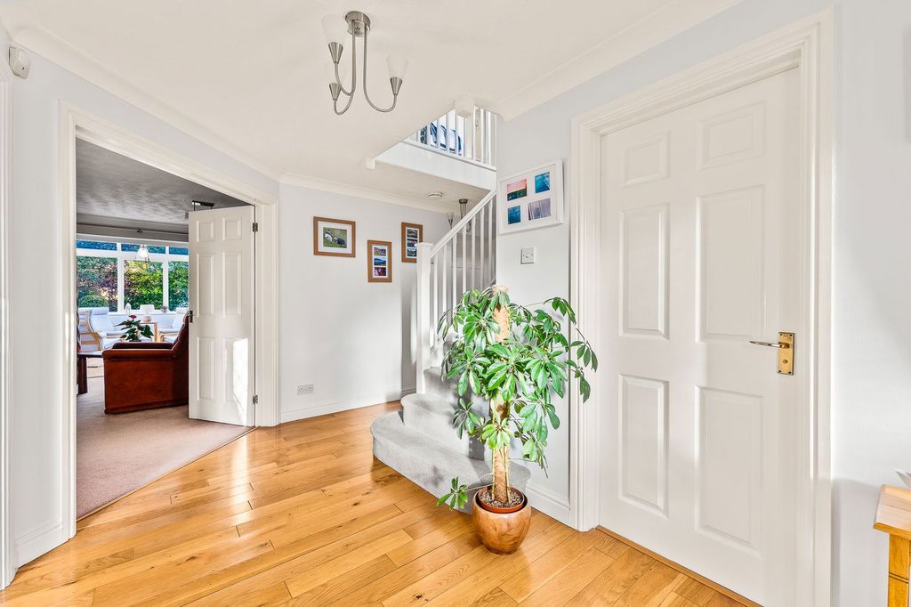 Property photo 2 of 44