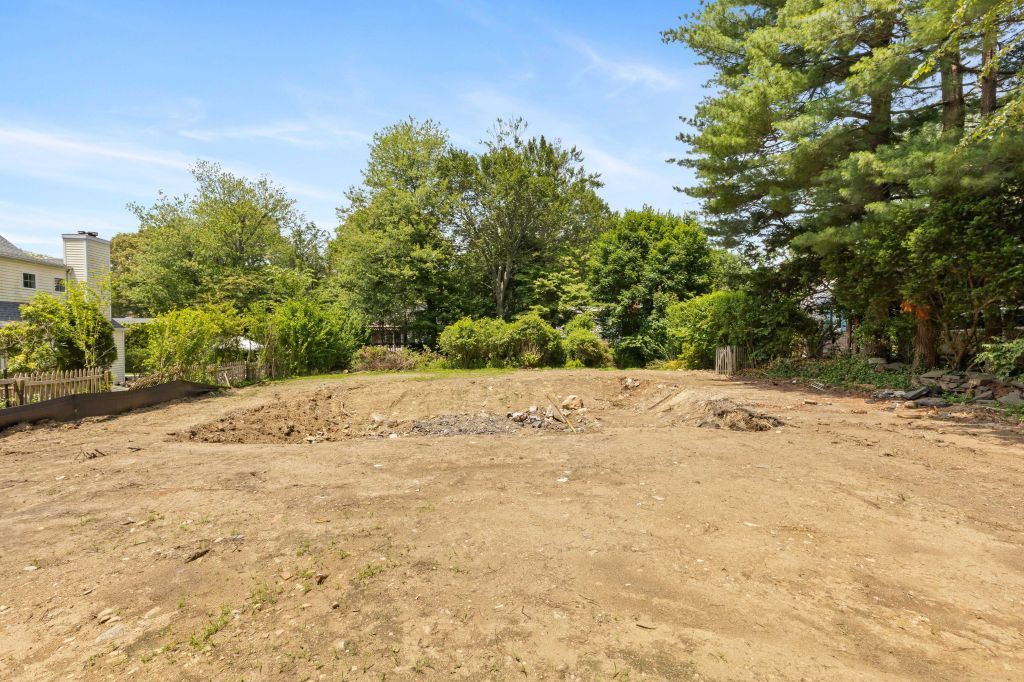 Property photo 2 of 8 <Alttext/>