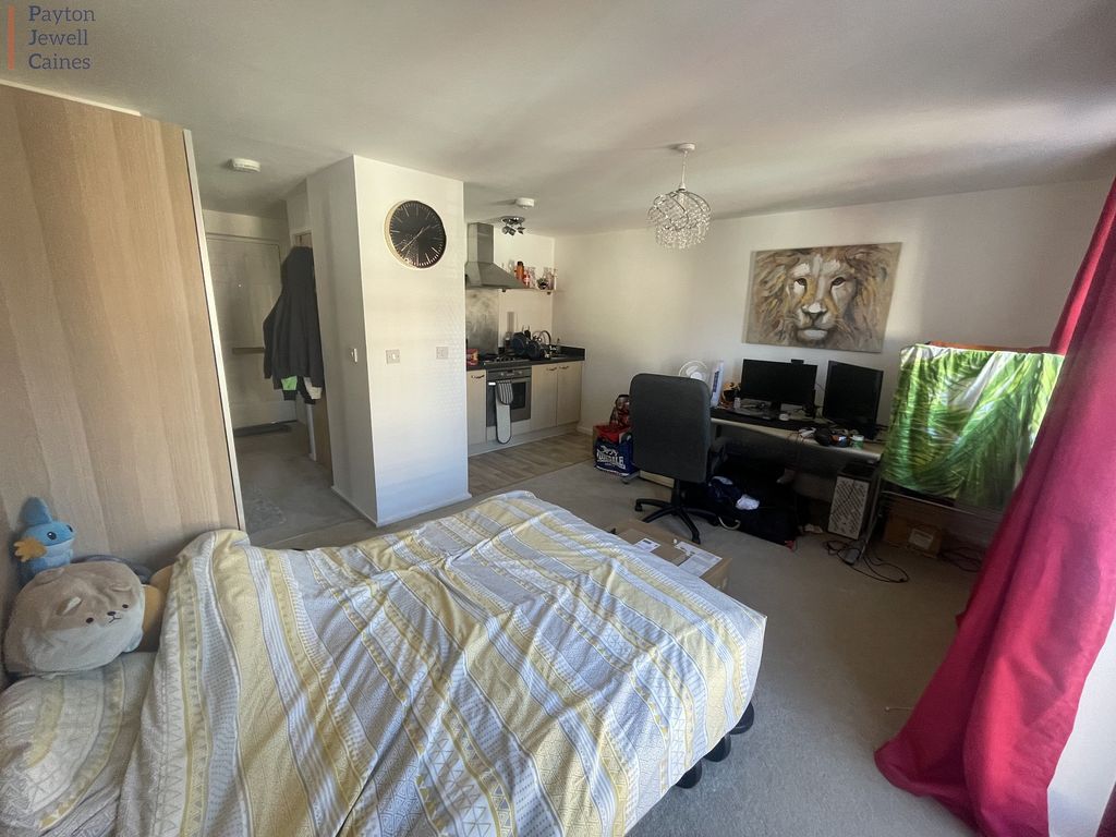 Property photo 2 of 7 Not Specified