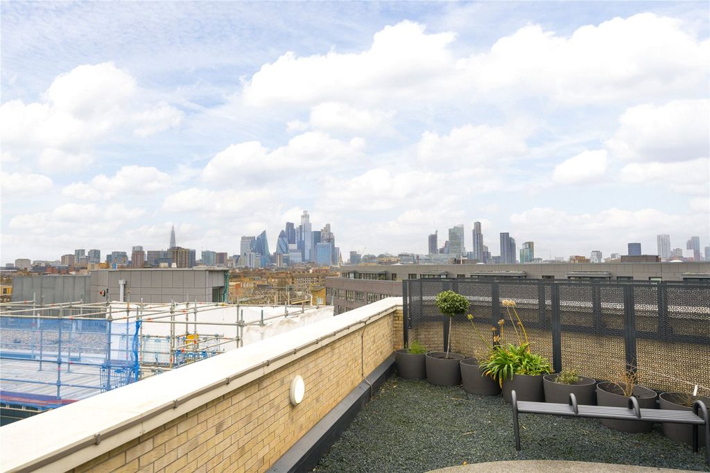 Property photo 2 of 4 Picture No. 11