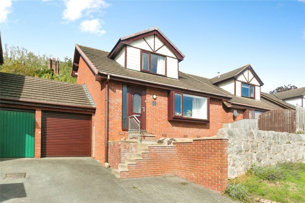 Property photo 1 of 17 Picture No. 21