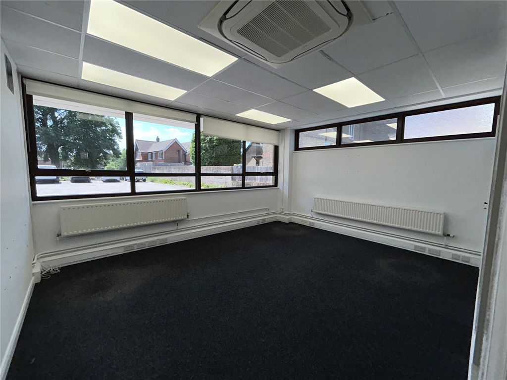 Property photo 2 of 5 Picture No. 01