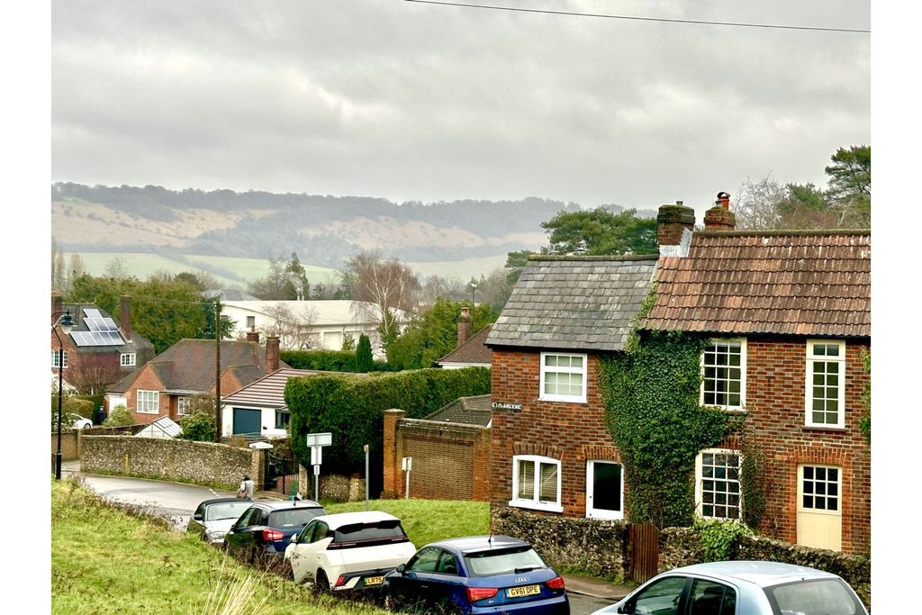 Property photo 3 of 21