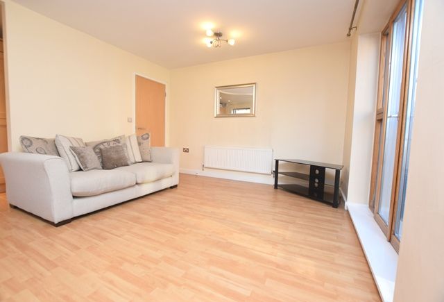 Property photo 2 of 6