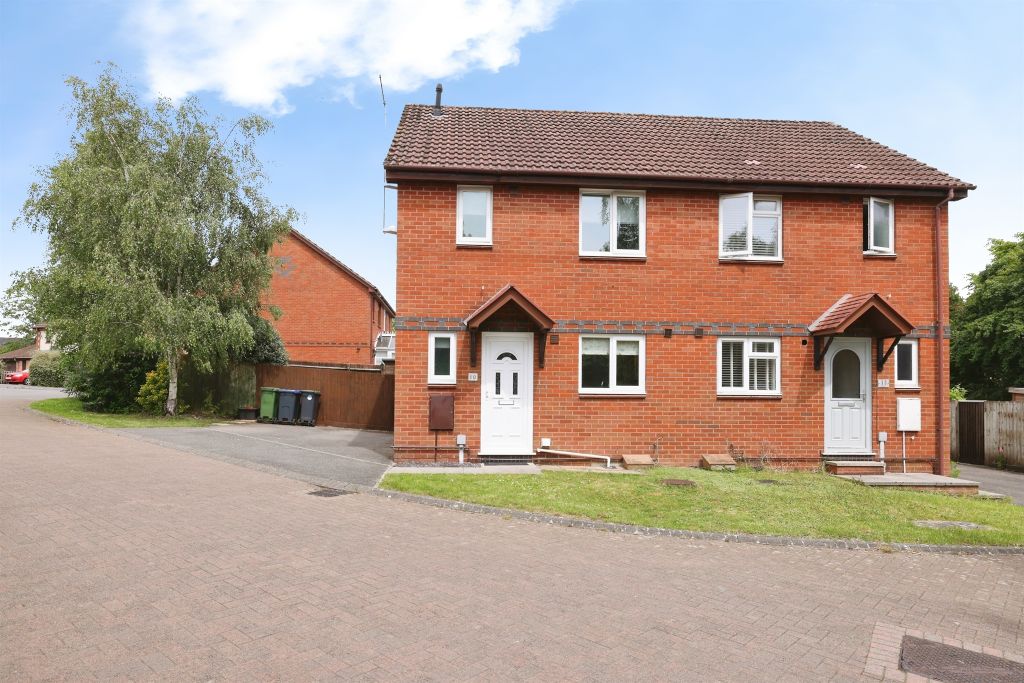Property photo 2 of 17