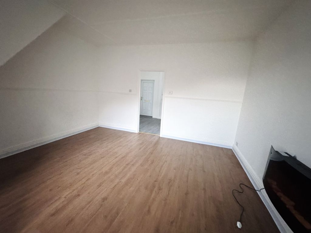 Property photo 3 of 9 Img_6627