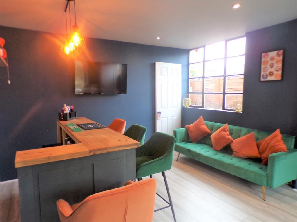 Property photo 1 of 15 Bar