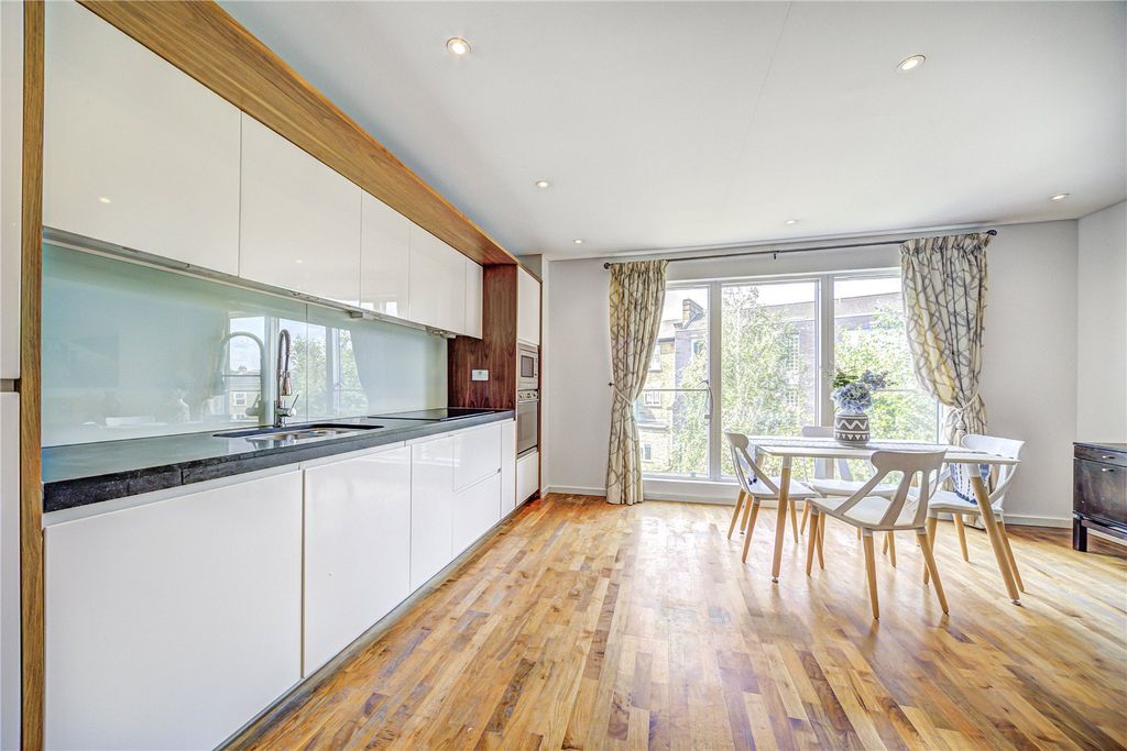 Property photo 1 of 12 Picture No. 07