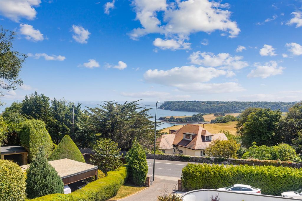 Property photo 2 of 27 A08 - 276 Dartmouth Road Paignton - 260709.Jpg