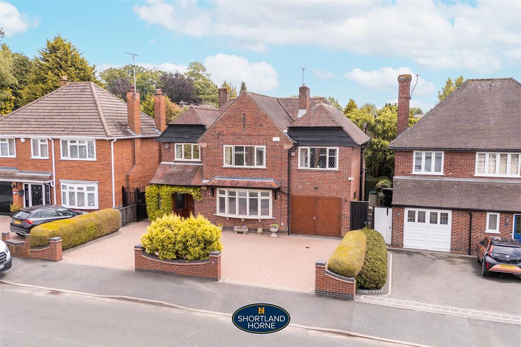 Property photo 1 of 44