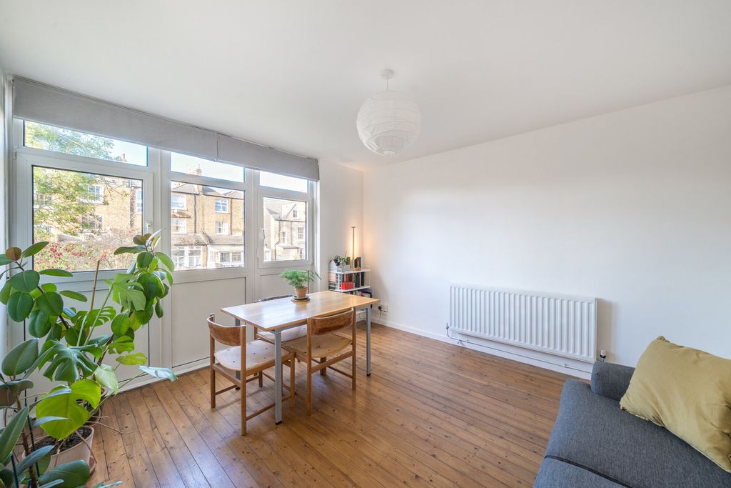 Property photo 1 of 15 Reception