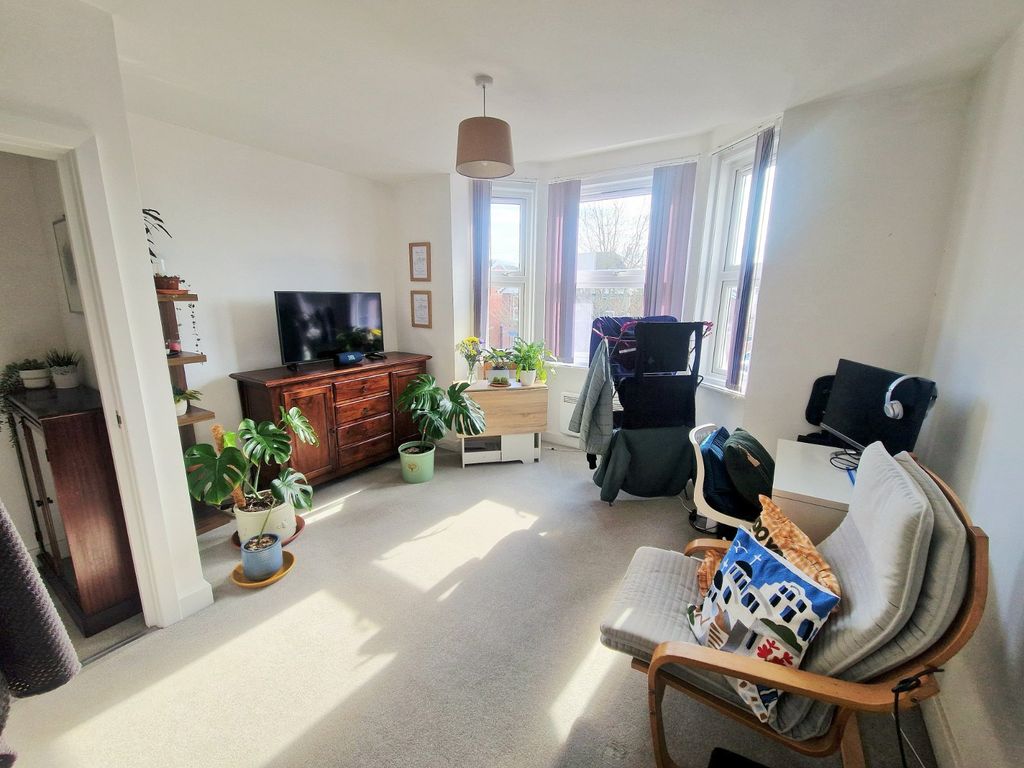 Property photo 2 of 5 Picture No. 05