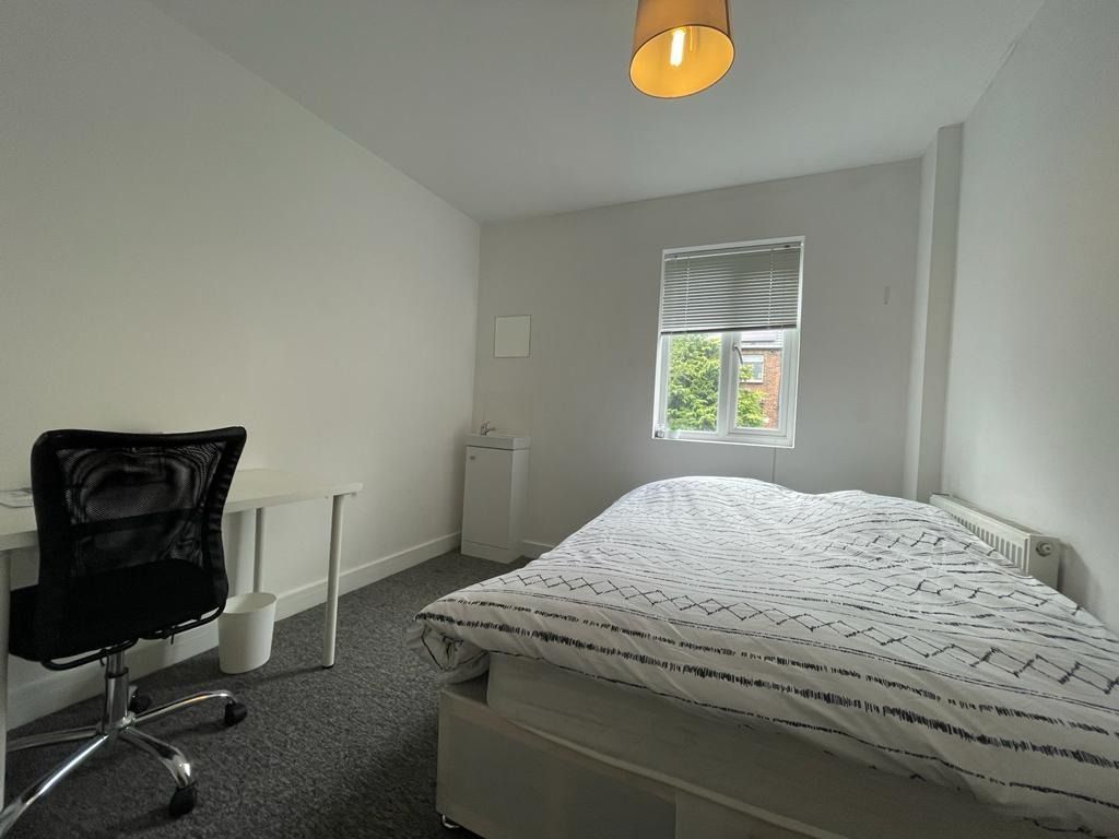 Property photo 1 of 15 4623540