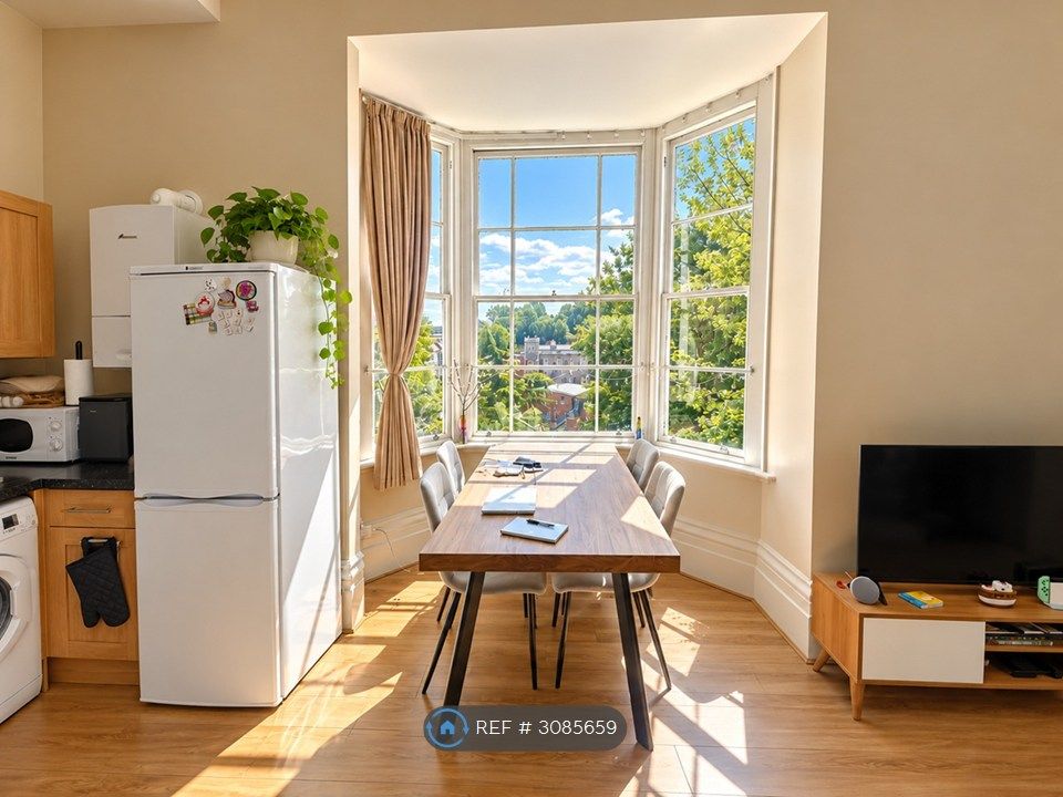 Property photo 2 of 6