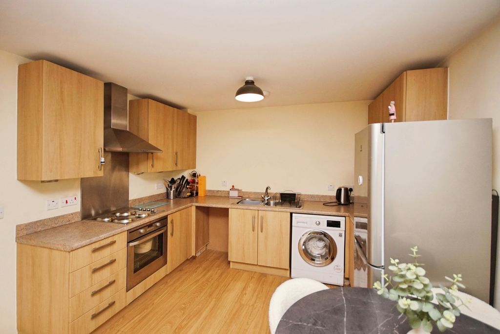 Property photo 3 of 16 Photo