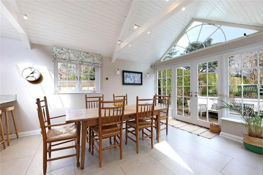 Property photo 2 of 17 Dining Area