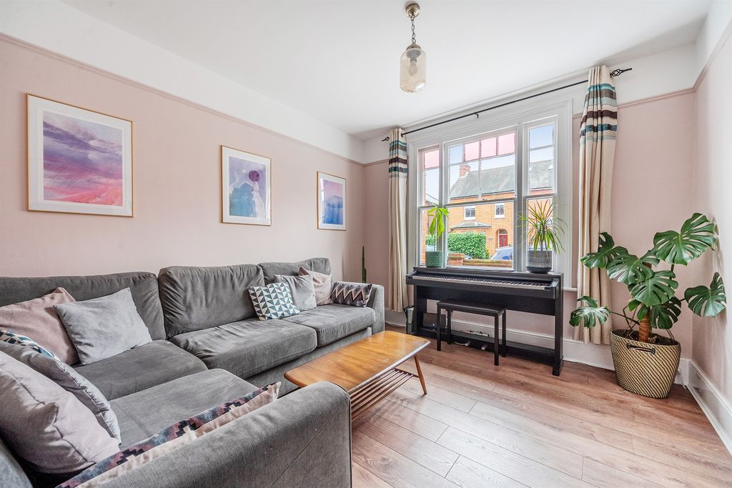 Property photo 2 of 12