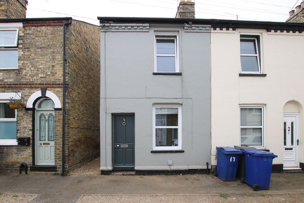 Property photo 1 of 14