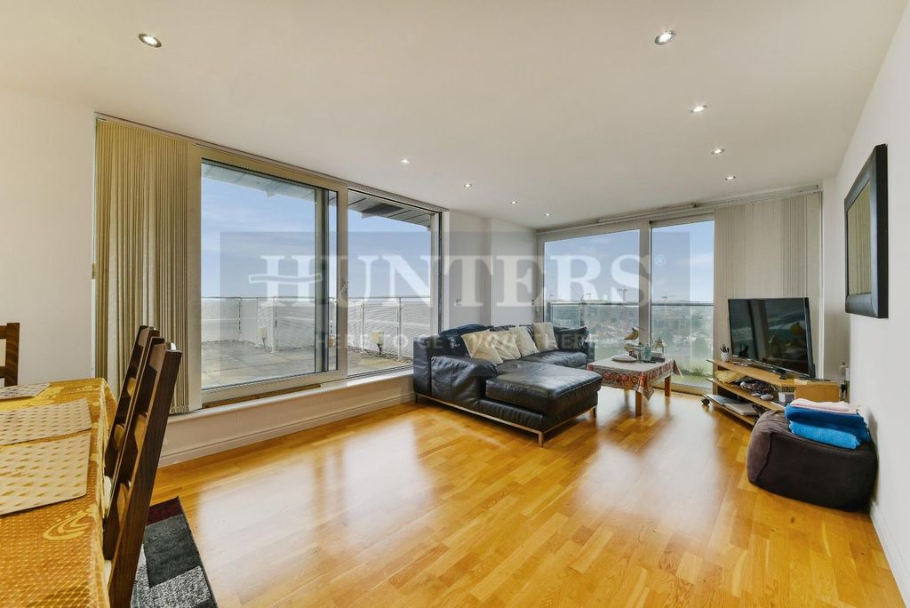 Property photo 3 of 9 The Blenheim Centre,-14.Jpg