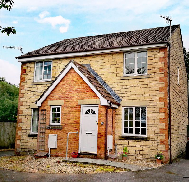 Property photo 1 of 11 Front
