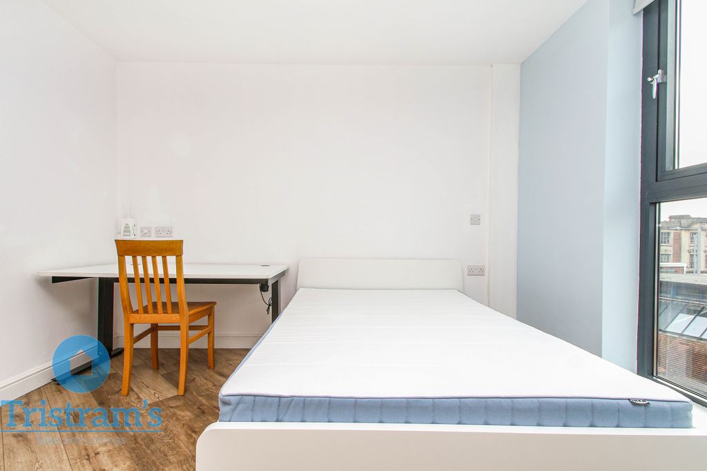 Property photo 3 of 10 Img_0095